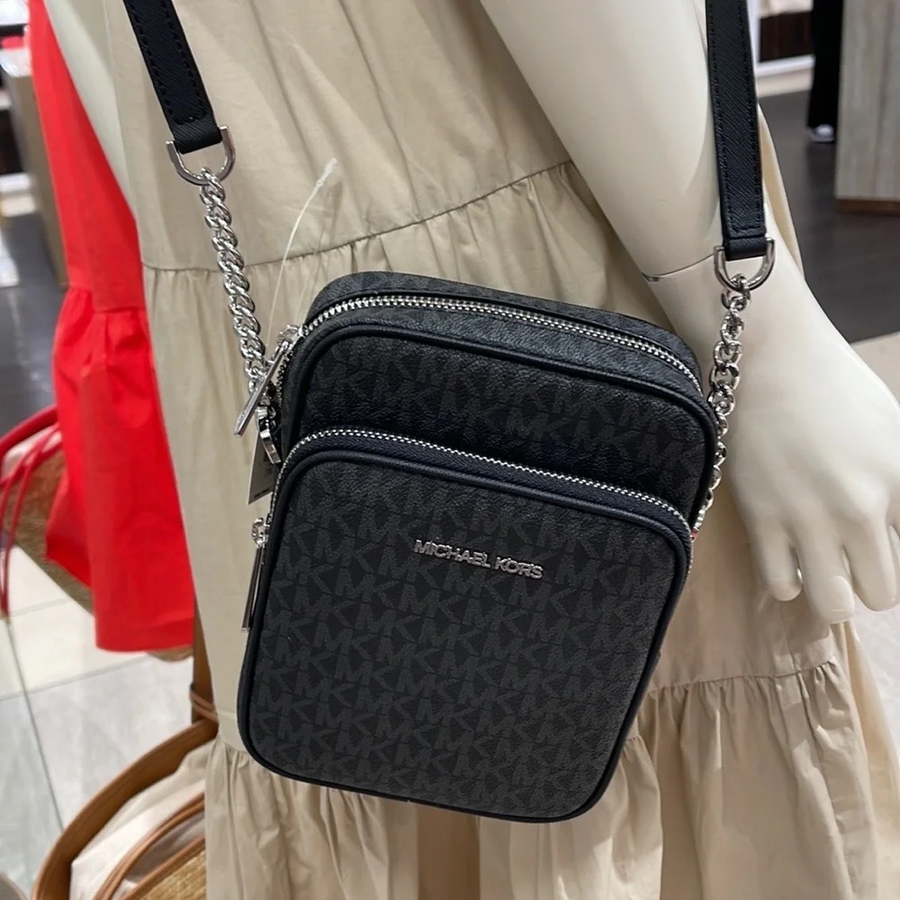 Michael Kors Women's Jet Set Travel Medium Logo Adult Crossbody Bag Black
